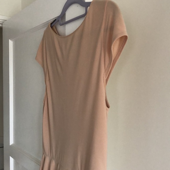 Alice and Olivia Cream Nude/Tan Peplum Short Sleeve Blouse - Picture 4 of 9